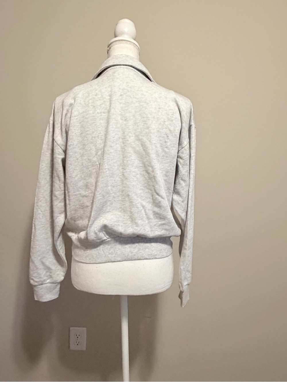 Skims Lightweight Fleece Shrunken Quarter Zip Pullover size large NWT - Picture 8 of 12